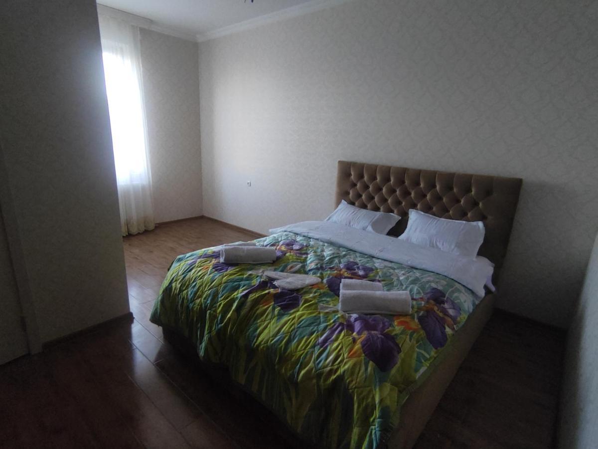 Rustavi Guest House מראה חיצוני תמונה