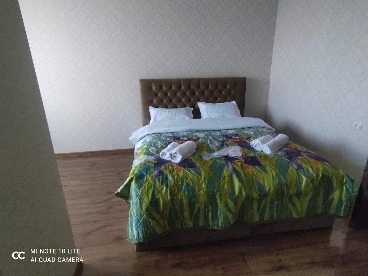 Rustavi Guest House מראה חיצוני תמונה