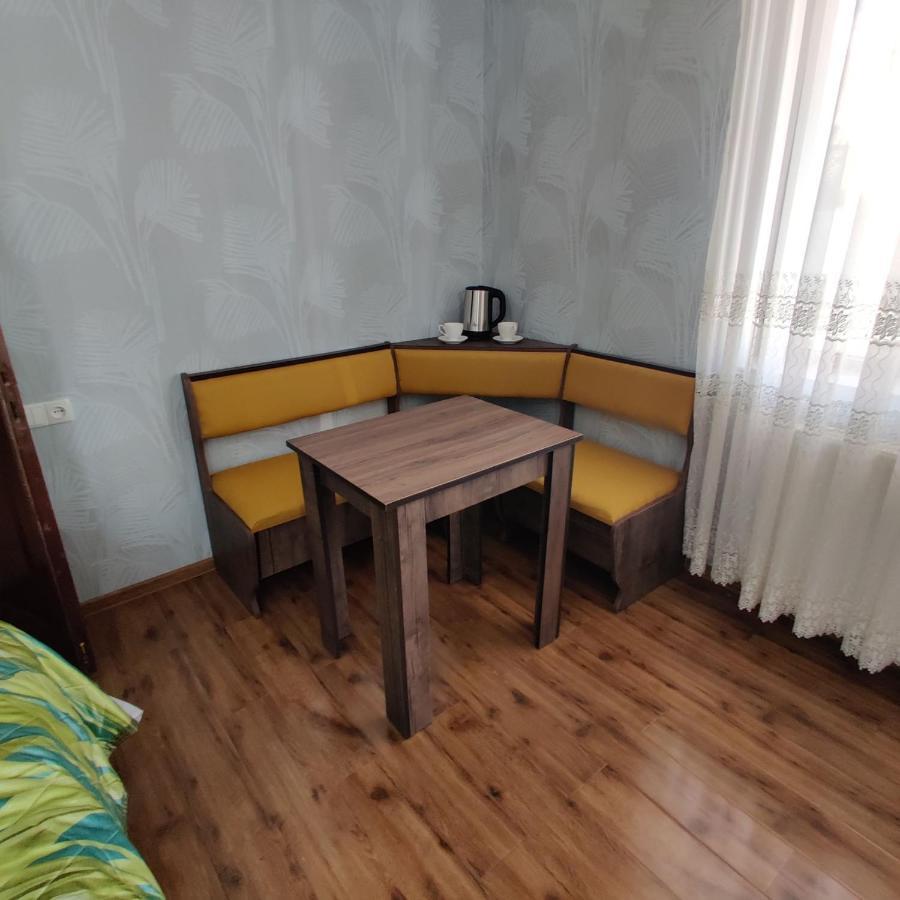 Rustavi Guest House מראה חיצוני תמונה