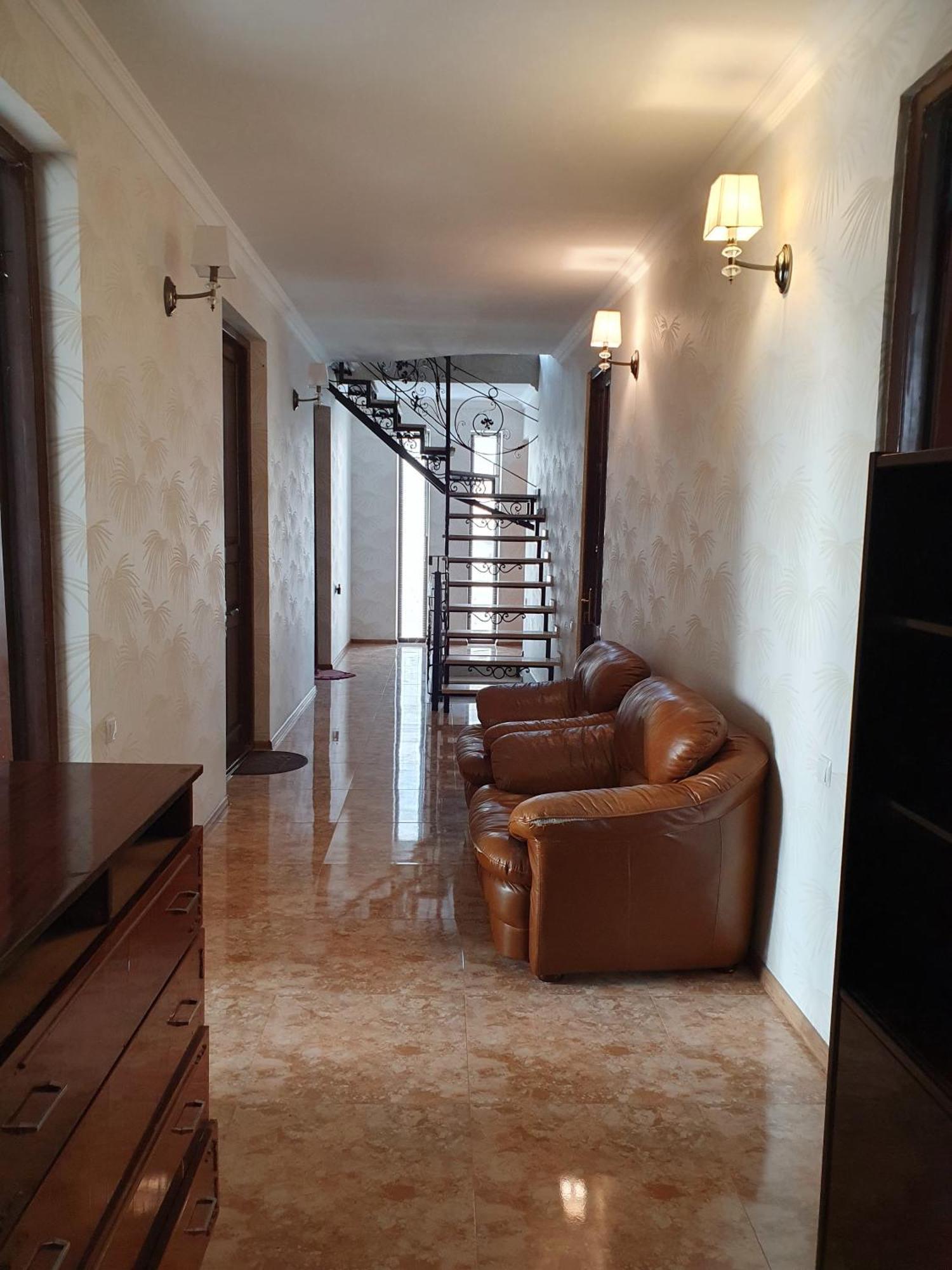 Rustavi Guest House מראה חיצוני תמונה
