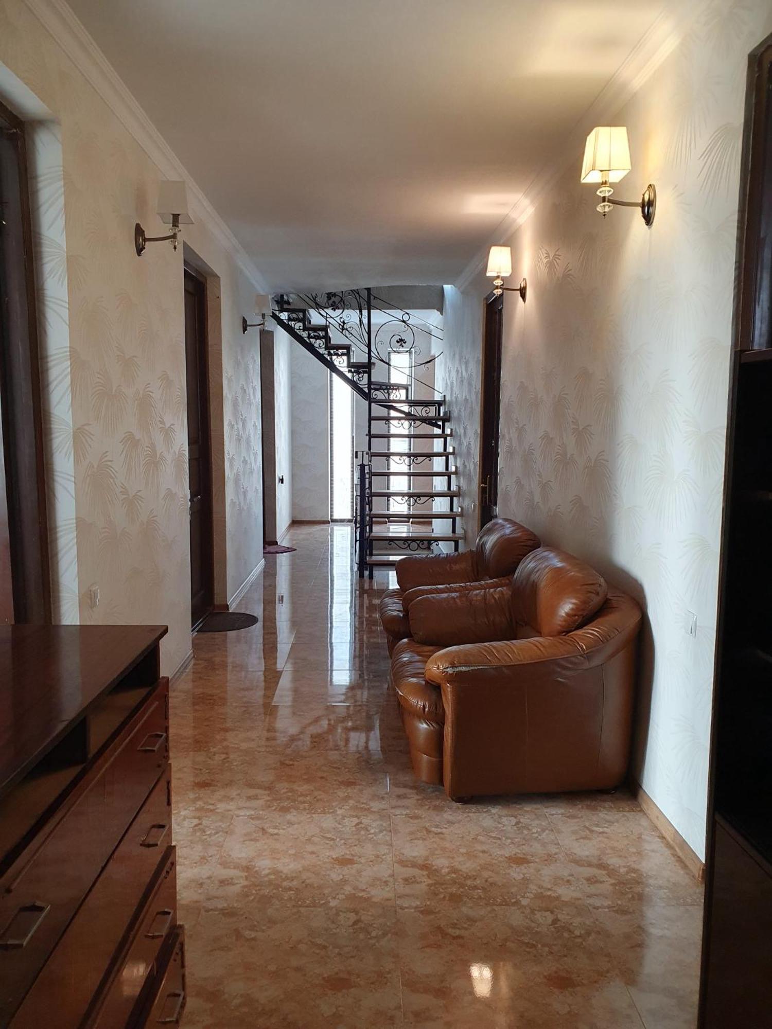 Rustavi Guest House מראה חיצוני תמונה