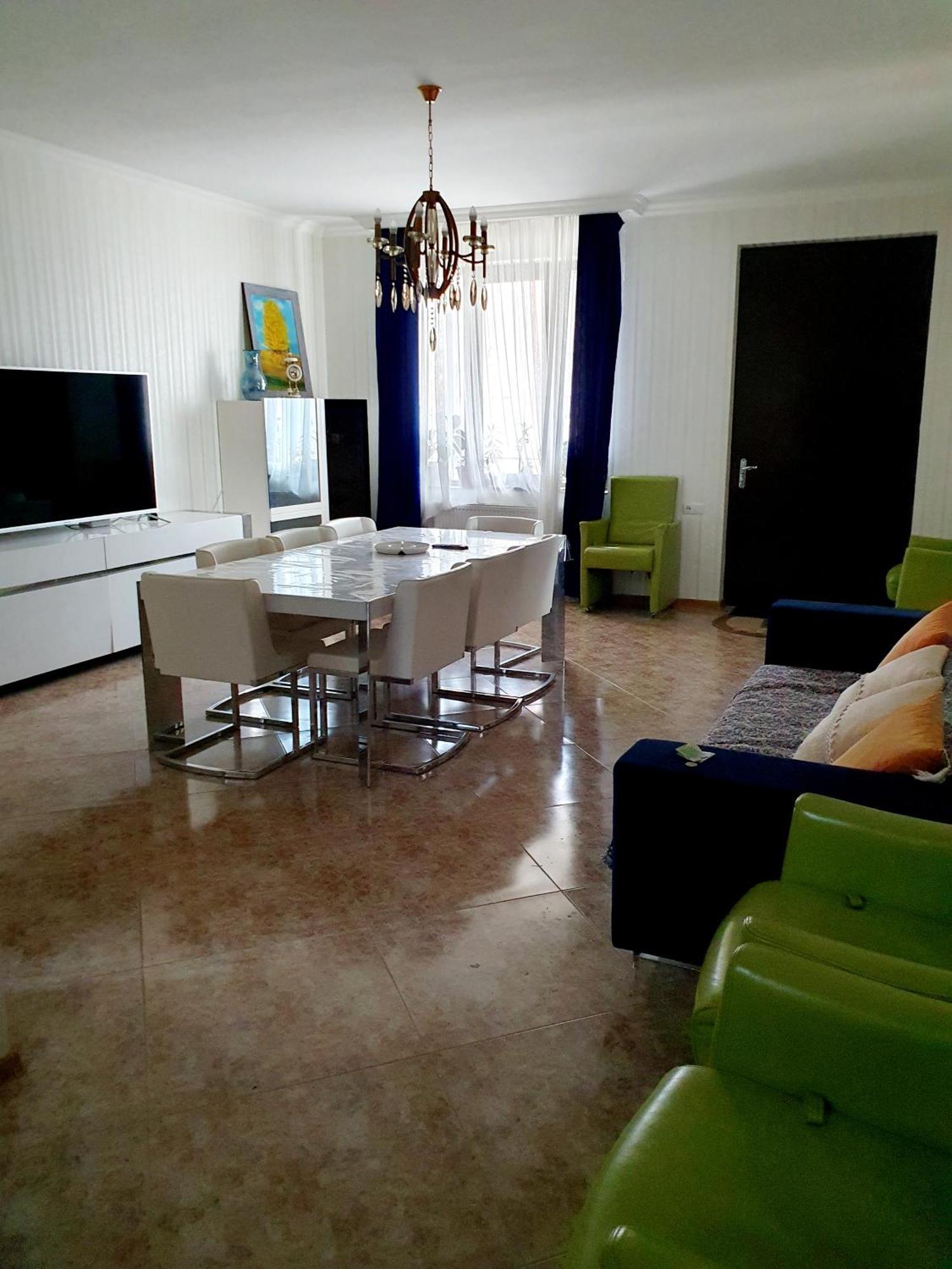 Rustavi Guest House מראה חיצוני תמונה