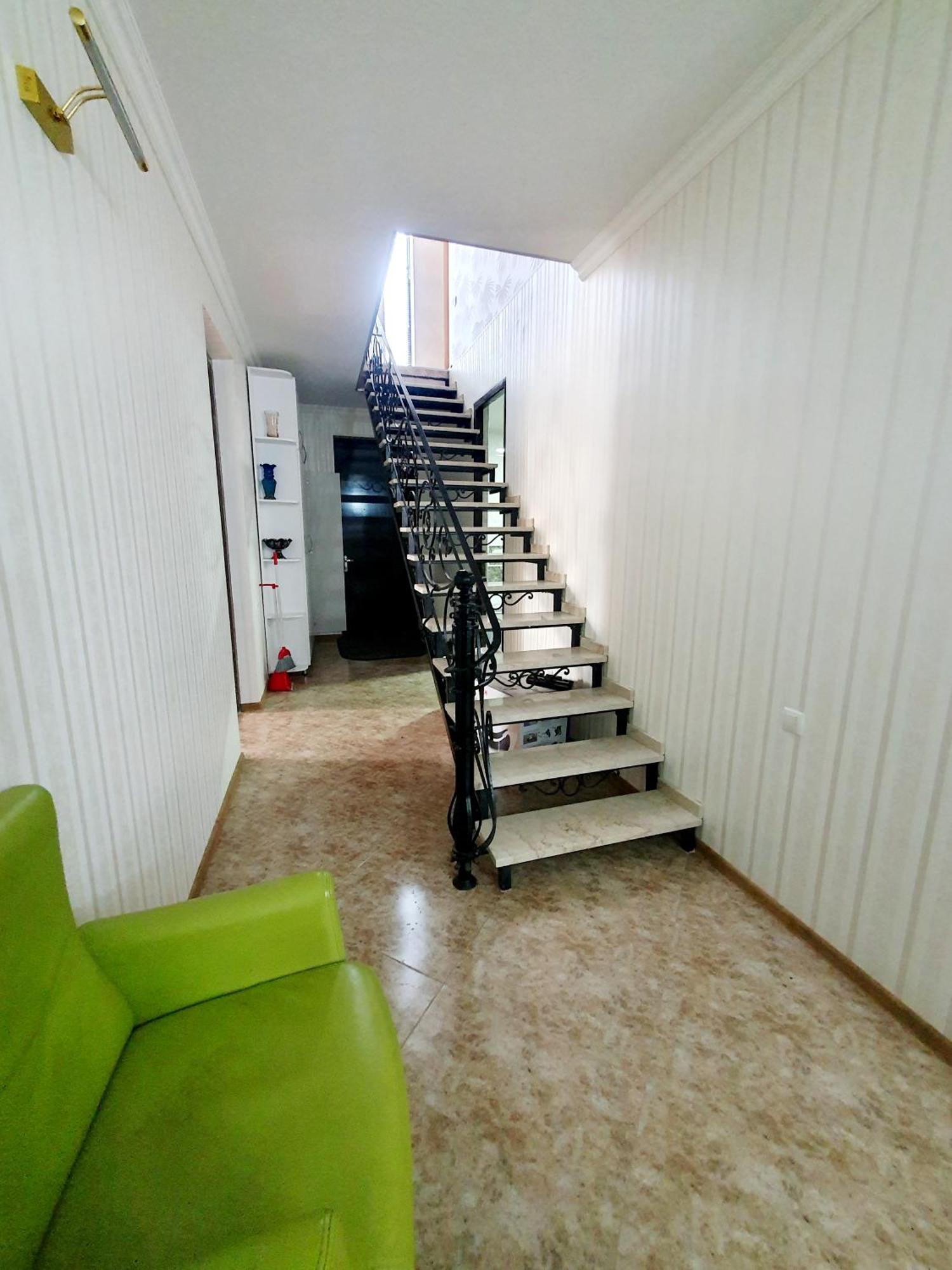 Rustavi Guest House מראה חיצוני תמונה