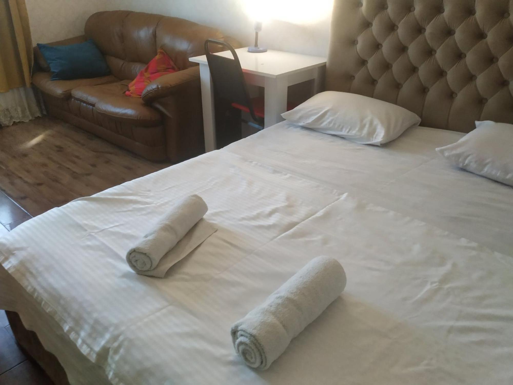 Rustavi Guest House מראה חיצוני תמונה